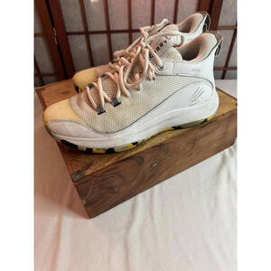 Under Armour Men's White Sport Shoes- Curry